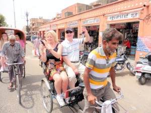 Jaipur Rickshaw Bier-Traveller (45)