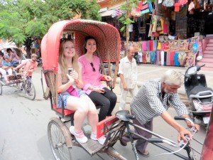 Jaipur Rickshaw Bier-Traveller (5)