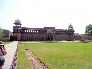 Agra Fort Bier-Traveller (75)